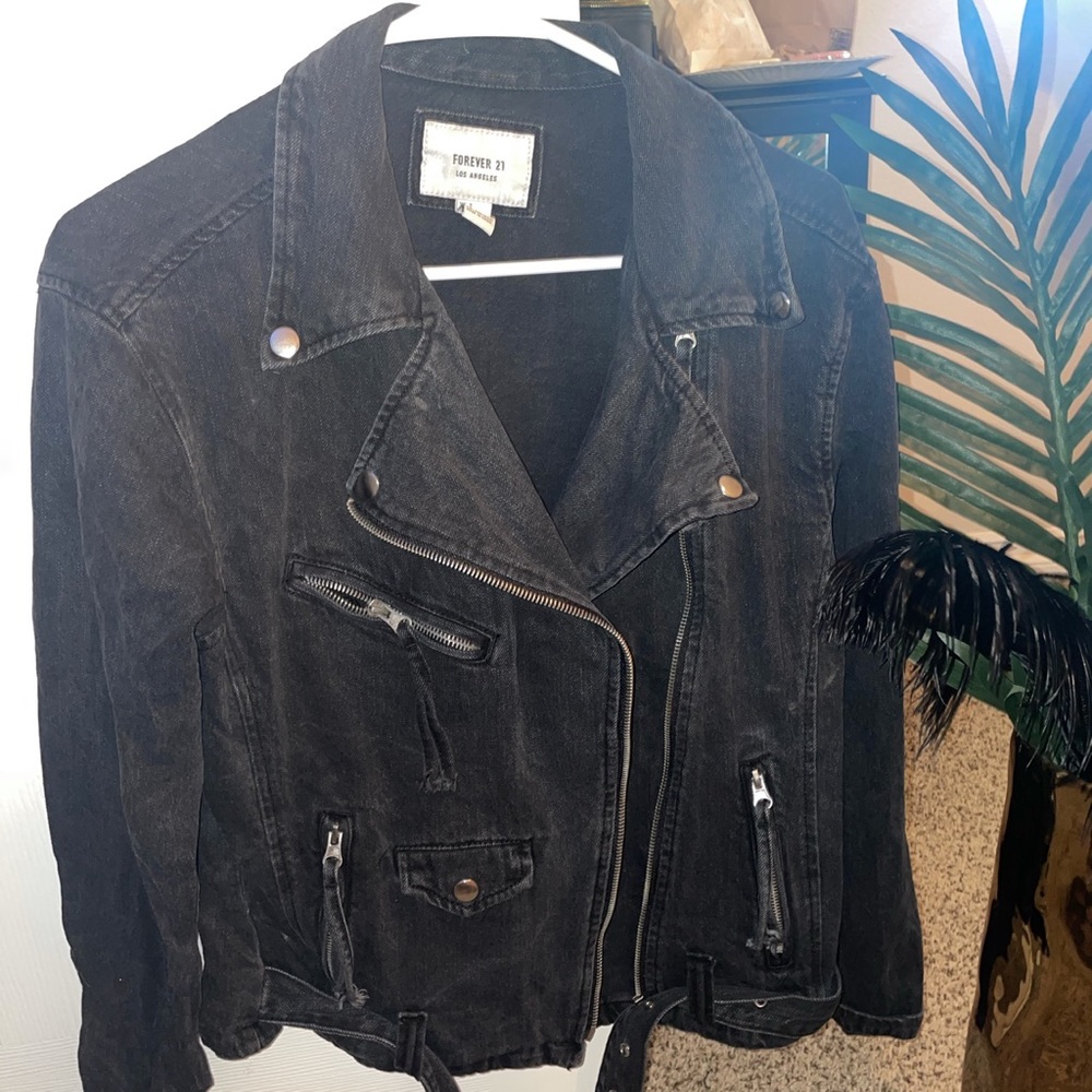 Denim jacket - Picture 4 of 4